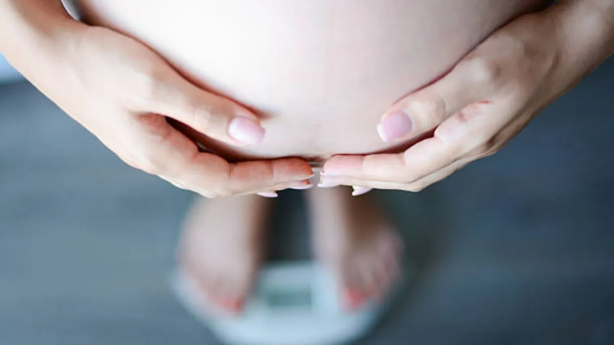 Calcule el aumento de peso en la madre durante el embarazo por semana 